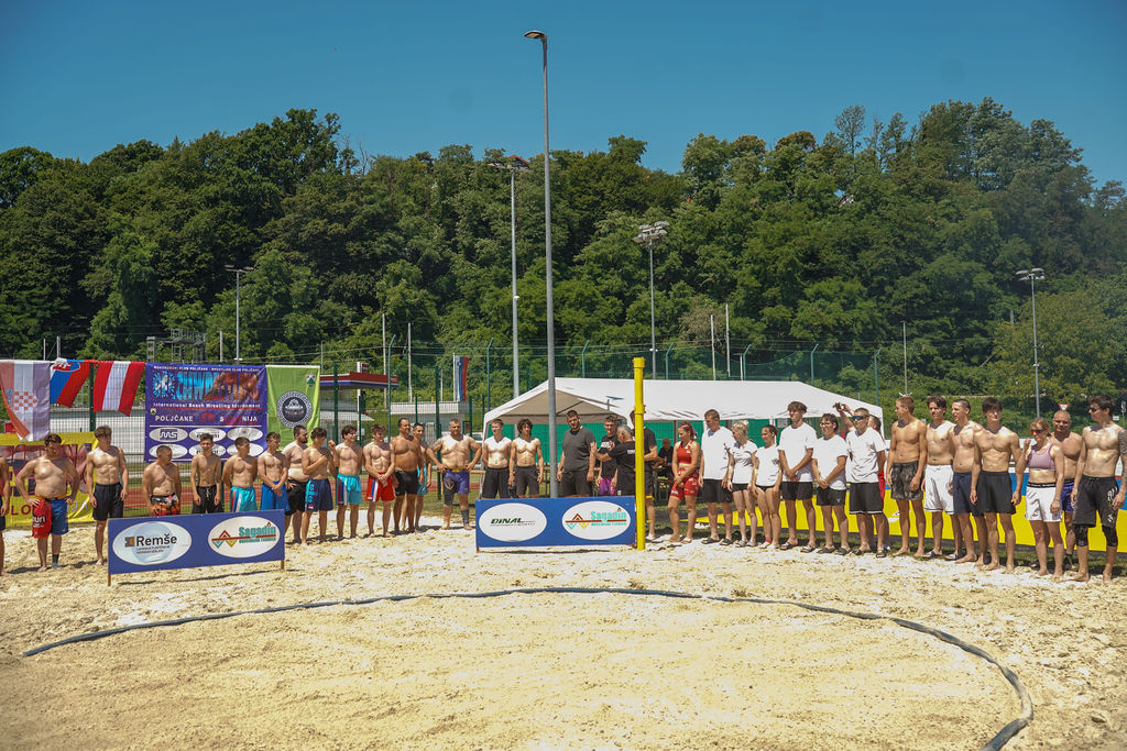 tekmovalci beach wrestling poljčane